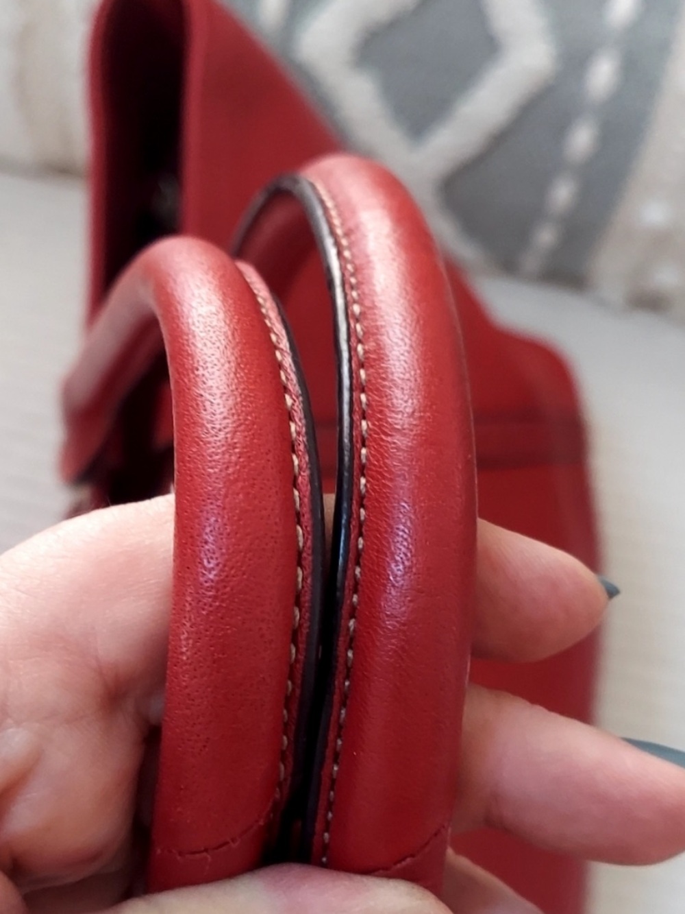 Tignanello Large Red Leather Top-Handle Tote Bag Purse - Picture 6 of 16